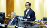 Thailand mengesahkan perintah melarang demonstrasi