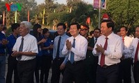 Presiden Vietnam, Truong Tan Sang menghadiri aktivitas-aktivitas memperingati ultah ke-75 pemberontakan Nam Ky di provinsi Long An