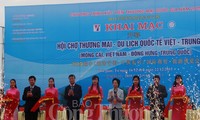 Acara pembukaan Pekan raya Perdagangan, Pariwisata Internasional Vietnam-Tiongkok tahun 2015