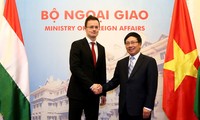 Mendorong hubungan persahabatan dan kerjasama tradisional Vietnam-Hungaria