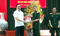 Sekretaris Komite Partai kota Hanoi, Hoang Trung Hai melakukan temu kerja dengan Legiun Veteran Perang kota Hanoi