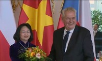 Komunitas orang Vietnam di Republik Czech proaktif berintegrasi untuk meningkatkan posisi di negara setempat