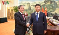 Sekjen, Presiden Xin Jinping  menerima  Dinh The Huynh, Anggota Harian Badan Sekretariat KS PKV