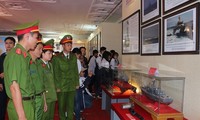 Pameran peta dan dokumen “Hoang Sa, Truong Sa wilayah Vietnam – Bukti-bukti sejarah dan hukum”