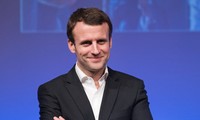 Mantan Menteri Ekonomi E.Macron menyatakan mencalonkan diri