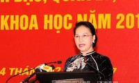 Ketua MN Vietnam, Nguyen Thi Kim Ngan memberikan ceramah di depan para dosen Akademi Politik Nasional Ho Chi Minh