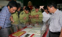  Pameran peta dan dokumen “Hoang Sa, Truong Sa wilayah Vietnam:  Bukti-bukti sejarah dan dasar hukum ” di Provinsi Bac Lieu