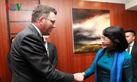 Wapres Vietnam, Dang Thi Ngoc Thinh melakukan pertemuan dengan pemimpin negara bagian Victoria, Australia