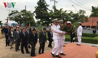 Aktivitas memperingati ultah ke-128 Hari Lahirnya Presiden Ho Chi Minh di dalam dan luar negeri