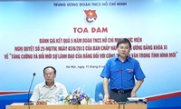 Solusi untuk membantu Liga Pemuda Komunis Ho Chi Minh ikut serta secara efektif dalam pekerjaan penggerakan massa rakyat pada waktu mendatang