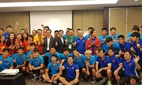 Kedutaan Besar Viet Nam di Indonesia menyemangati skuat sepak bola Viet Nam