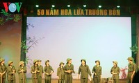 Program temu pergaulan kesenian “50 tahun kembang dan api Truong Bon”