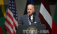 Joe Biden sedang menjadi calon papan atas dari Partai Demokrat dalam perlombaan ke Gedung Putih