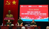 Simposium: “Jurnalis tentara berteladan pada jurnalis Ho Chi Minh”