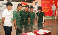 Emosi dari Pameran 50 tahun pelaksanaan Testamen Presiden Ho Chi Minh