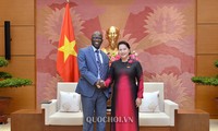 Ketua MN Nguyen Thi Kim Ngan menerima Direktur Nasional Bank Dunia di Vietnam