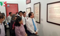 Pameran tentang lahirnya Lambang Negara Vietnam