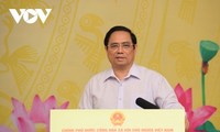  PM Pham Minh Chinh Canangkan Program “Signal Internet dan Komputer untuk Kamu“