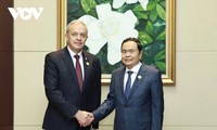 Ketua MN Vietnam, Tran Thanh Man Lakukan Kontak Bilateral dengan Pemimpin MN Negara-Negara