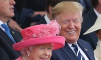 Trump's UK visit ends with D-Day ceremony 