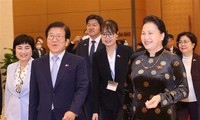 Korean top legislator wraps up visit to Vietnam