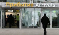 Россия приостановила безвизовые поездки дипломатов из Венгрии