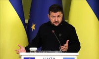 Украина ввела санкции против 450 физических и юридических лиц, преимущественно из РФ