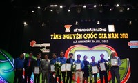 Trao giải thưởng Tình nguyện quốc gia 2012