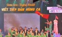 Chương trình giao lưu “Viết tiếp bản hùng ca”