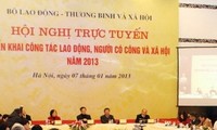 Hội nghị trực tuyến triển khai công tác lao động, người có công và xã hội 2013