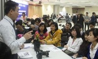 Ngày hội việc làm Job Fair 2013