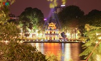 Hà Nội rực rỡ đón năm mới 2016