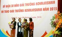 Lễ kỷ niệm 30 năm giải thưởng Kovalevskaia và trao giải thưởng năm 2015