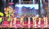 Trao giải cuộc thi viết về “Nông nghiệp-nông dân-nông thôn” năm 2015 