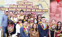 Hội An đón khách du lịch đầu tiên năm 2021