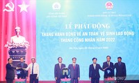 Quan tâm và đầu tư, chăm lo đời sống vật chất, tinh thần cho người lao động 