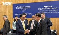 Bộ trưởng Ngoại giao Bùi Thanh Sơn dự hội nghị Hội đồng Bộ trưởng OECD