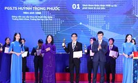 Lễ Kỷ niệm 20 năm giải thưởng khoa học công nghệ Quả Cầu Vàng