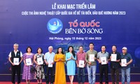 Khai mạc Triển lãm ảnh cấp Quốc gia “Tổ quốc bên bờ sóng” lần thứ II