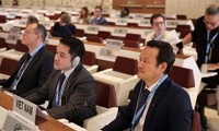 Việt Nam cùng cộng đồng quốc tế kêu gọi tuân thủ luật nhân đạo quốc tế