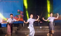 Chương trình nghệ thuật “Sinh viên Việt - Lào, tự hào tiếp bước”