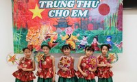 Nhật Bản: Trung thu vui ở Trường Việt ngữ Cộng đồng Cây Tre 