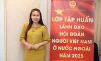 Lê Thương – người vác tù và hàng tổng tại xứ sở mặt trời mọc