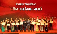 Hà Nội tôn vinh 118 Doanh nhân - Doanh nghiệp Thăng Long năm 2025