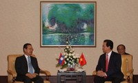 PM  Vietnam Nguyen Tan Dung menerima Deputy Perdana Menteri Laos