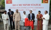 Memulai pembangunan patung monumen tugu Presiden Ho Chi Minh di Srilanka