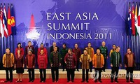 EAS ke-9 memperkuat membina dan memperkokoh kepercayaan