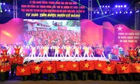 Program kesenian “Dengan kebanggaan maju di bawah bendera Partai”