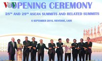 Pembukaan KTT ASEAN  di Laos