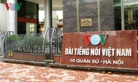 Ucapan selamat  pendengar pada  peringatan ultah ke-71 Berdirinya Radio Suara Vietnam          